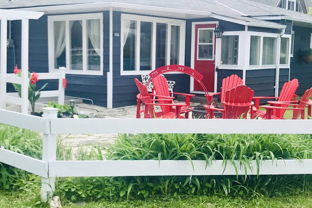Photo of Outdoor in Jacksons Point