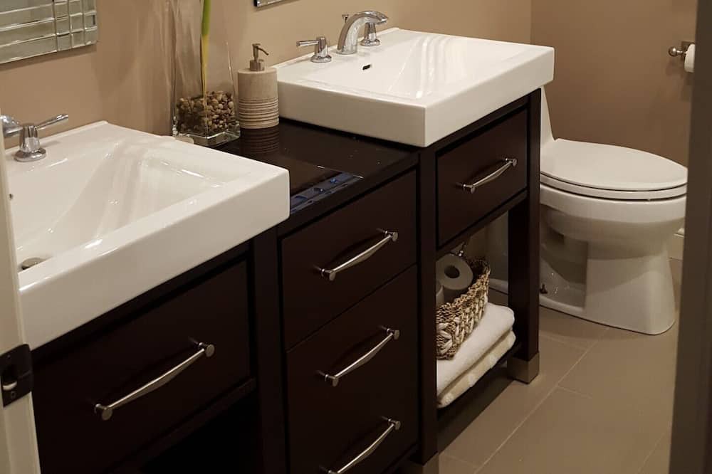 Photo of Bathroom in Douro-Dummer