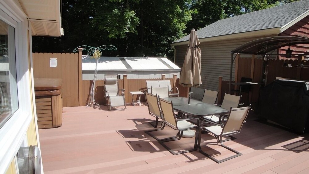 Photo of Patio Balcony in Sauble Beach