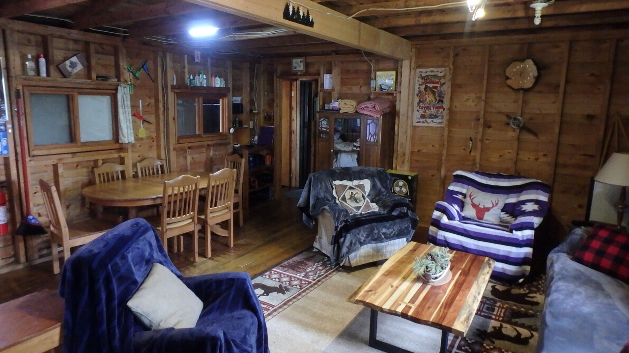 Photo of Livingroom in French River