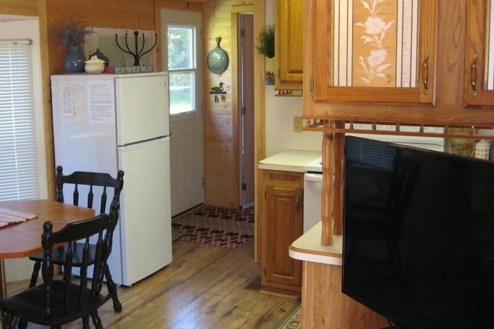 Photo of Kitchen in Central Frontenac