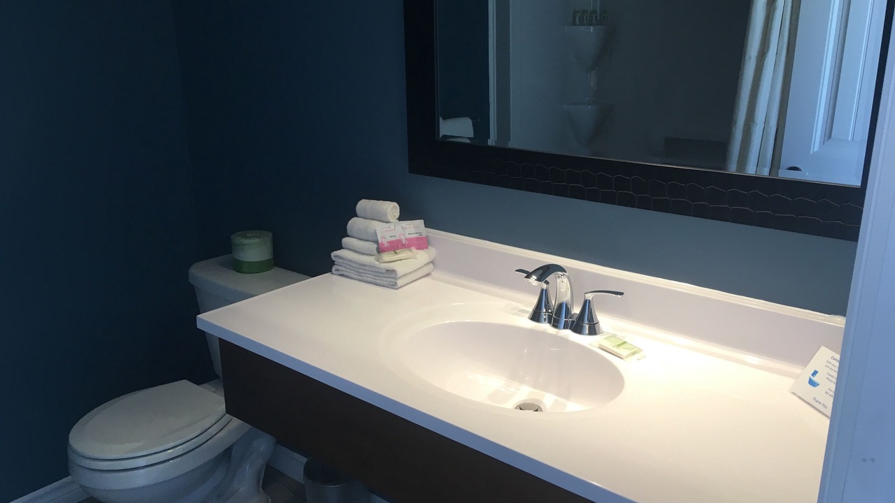 Photo of Bathroom in Tobermory