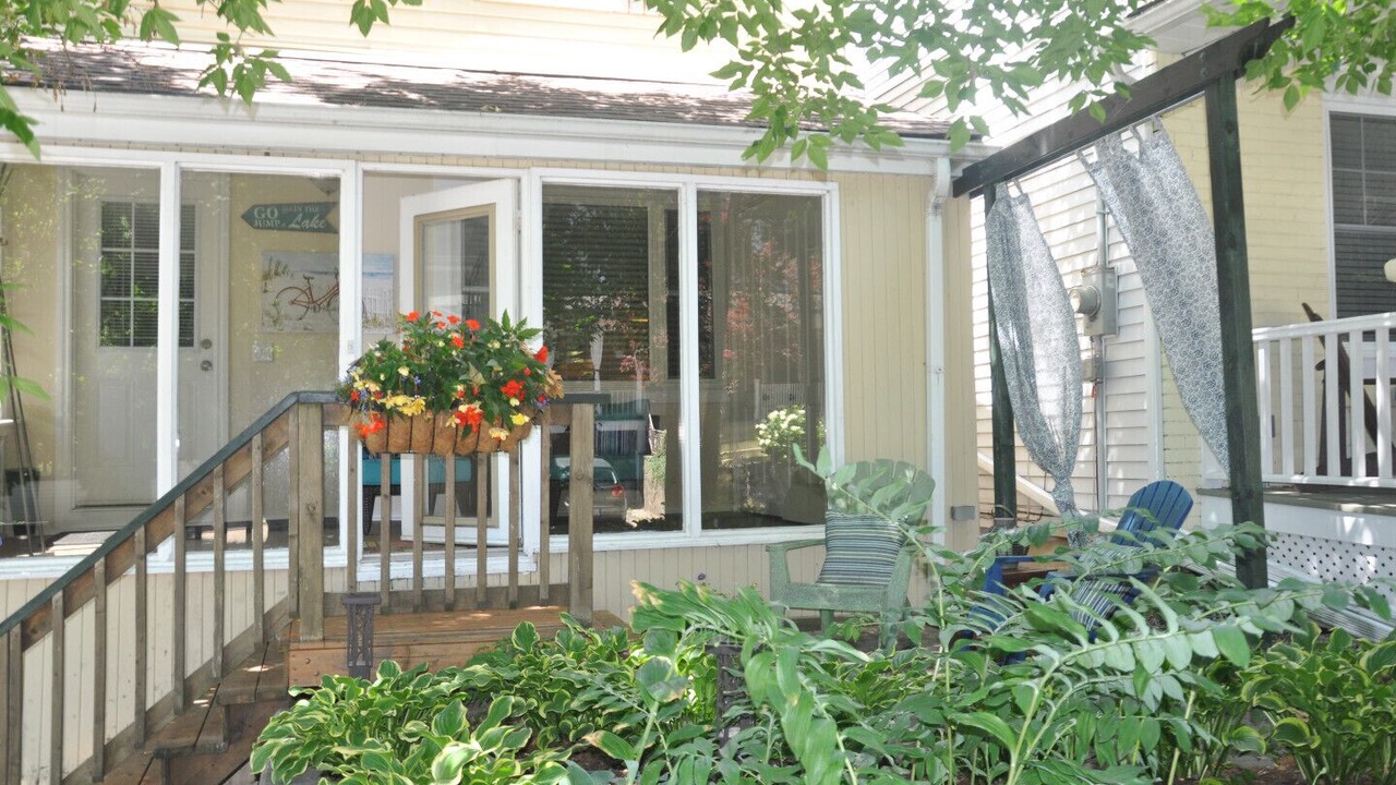 Photo of Patio Balcony in The Beaches