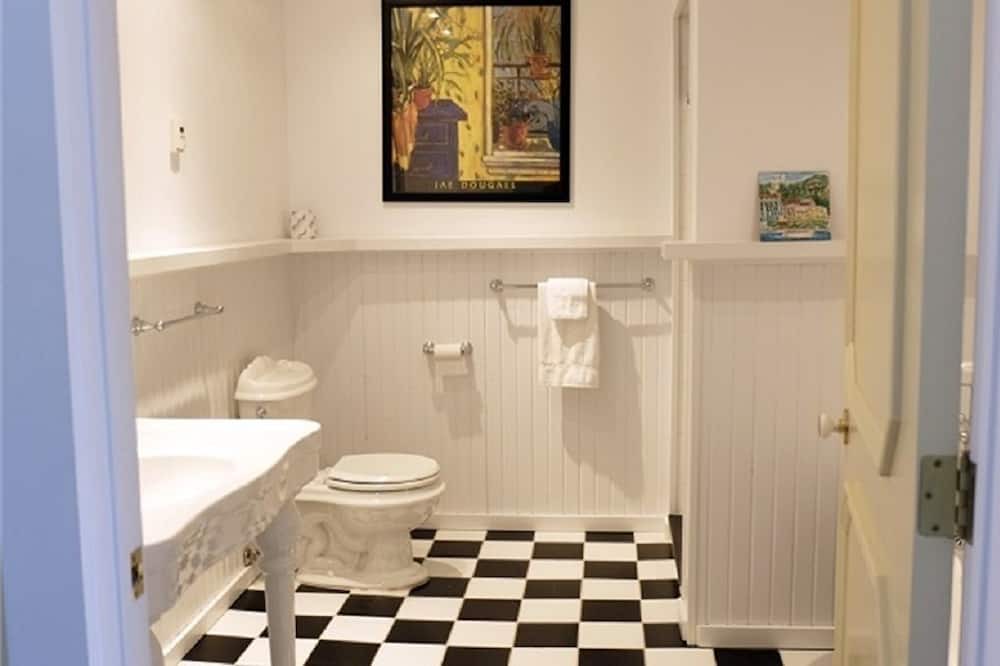 Photo of Bathroom in Bayfield