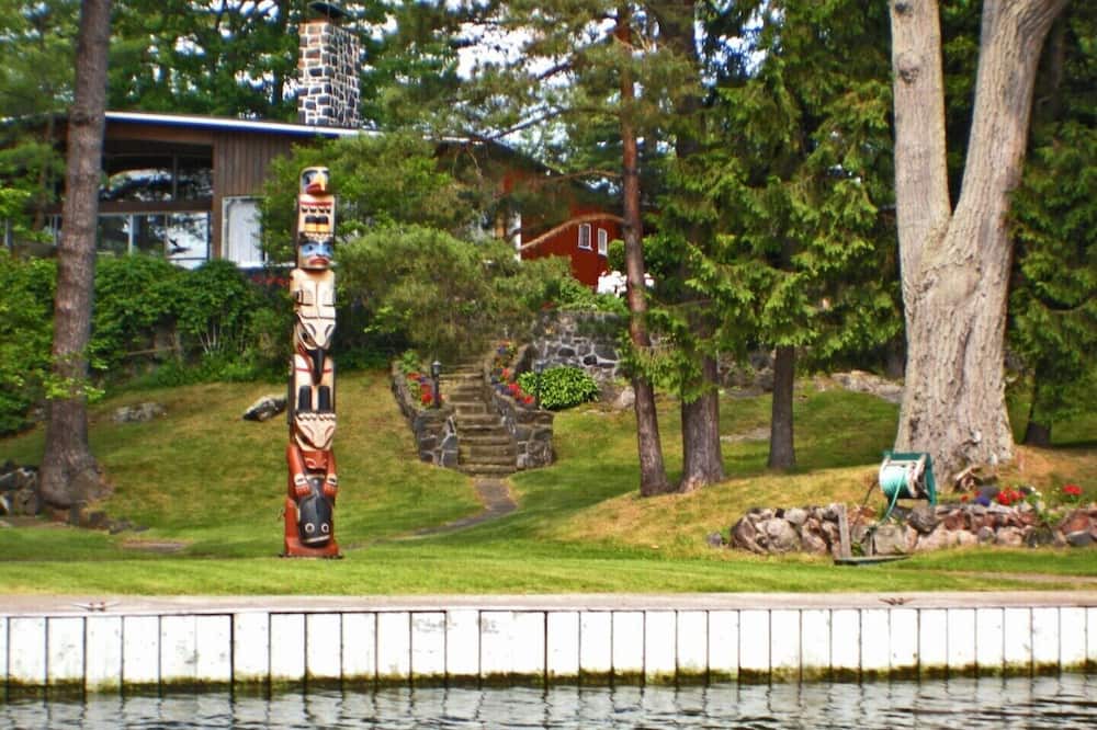 Photo of Outdoor in Leeds and the Thousand Islands