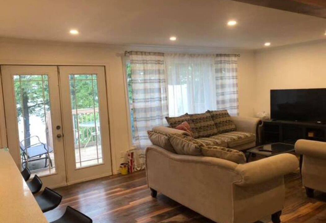 Photo of Livingroom in Erinsville