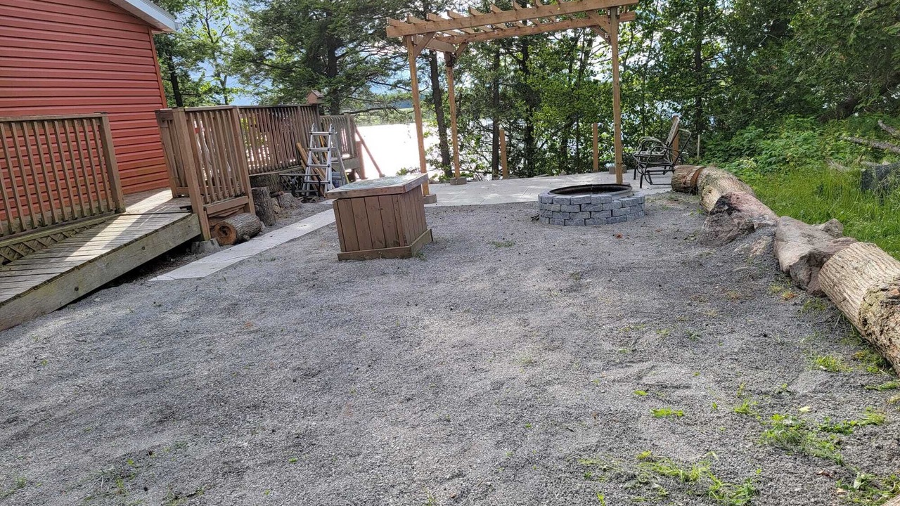 Photo of Outdoor in Erinsville