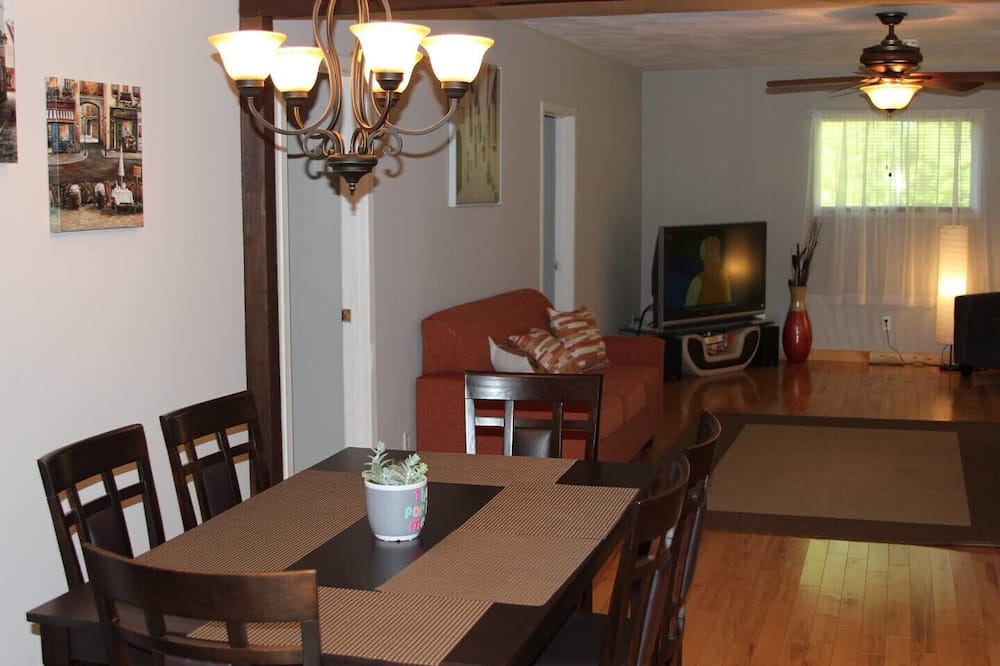 Photo of Kitchen in Irondale