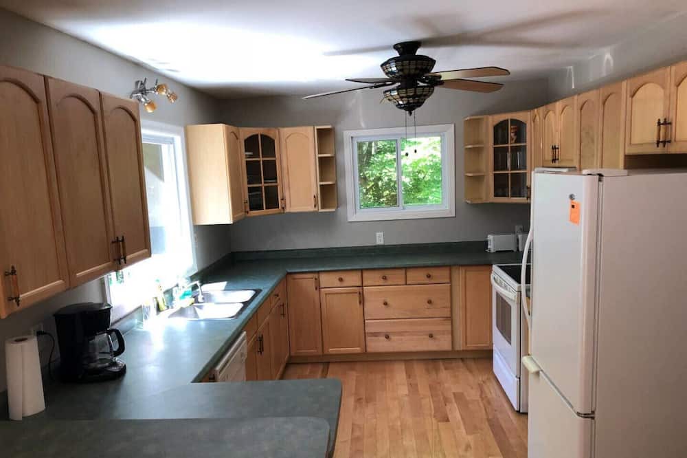 Photo of Kitchen in Irondale