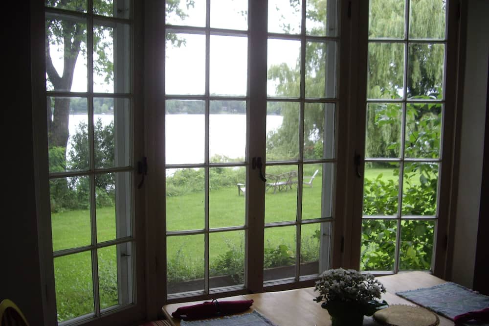 Photo of Bedroom in Drummond-North Elmsley