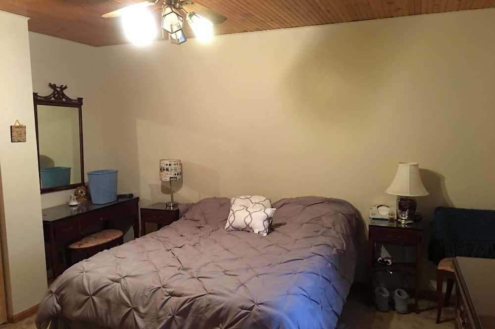 Photo of Bedroom in Lowry