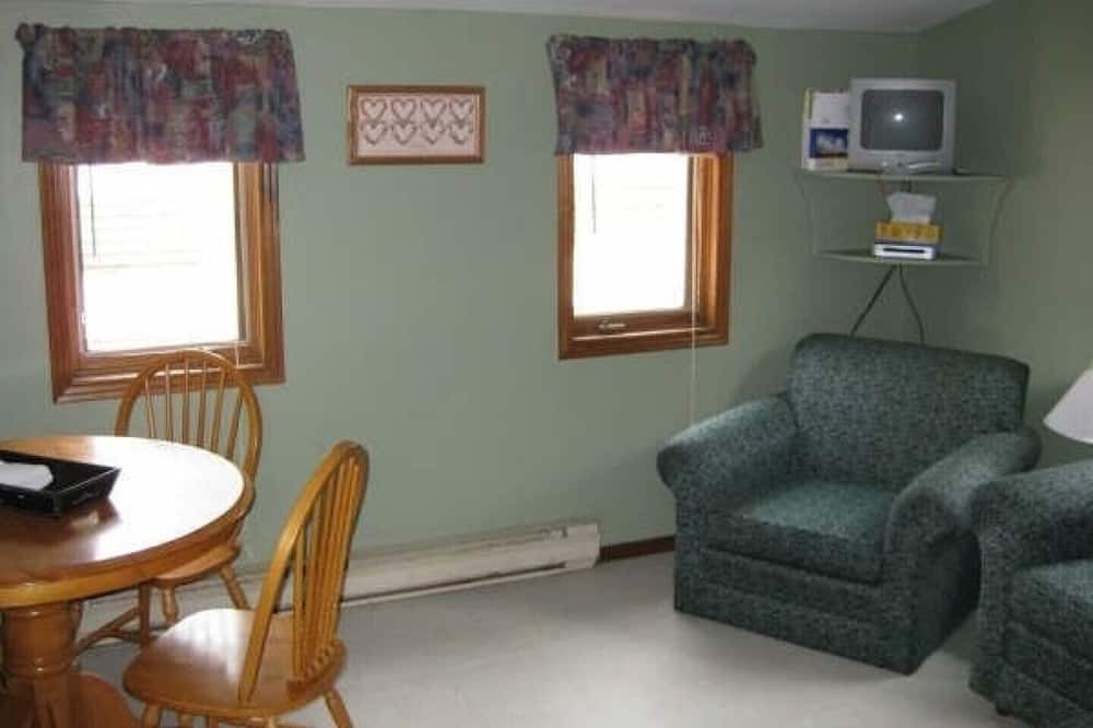Photo of Livingroom in Grand Bend