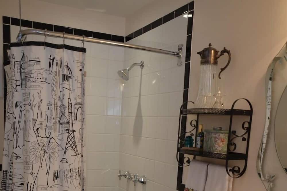 Photo of Bathroom in Bracondale Hill