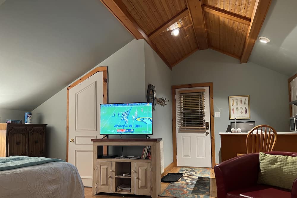 Photo of Bedroom in Bayfield