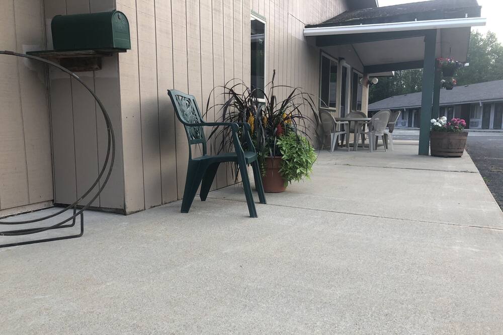 Photo of Others in Hill City