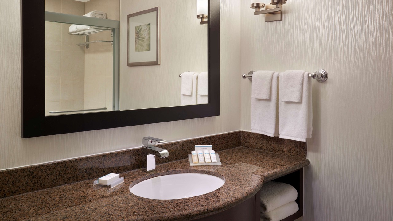 Photo of Bathroom in Northeast Mississauga