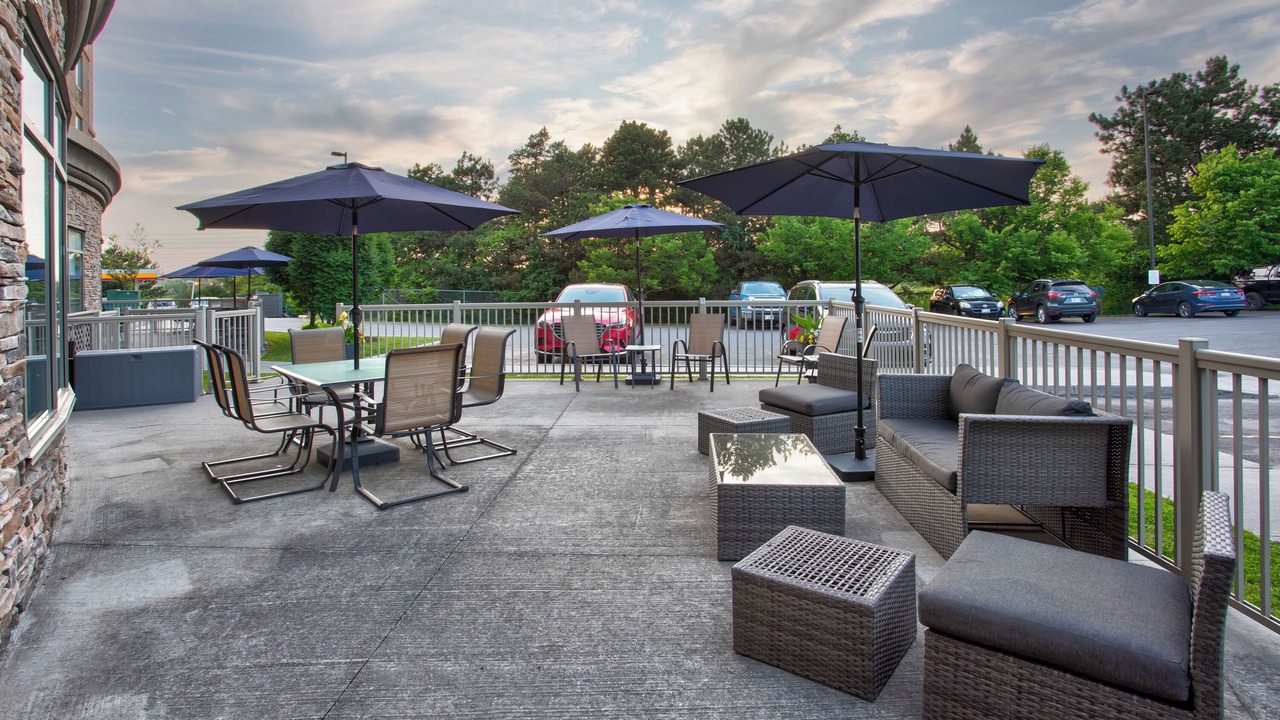Photo of Patio Balcony in Rideau Heights