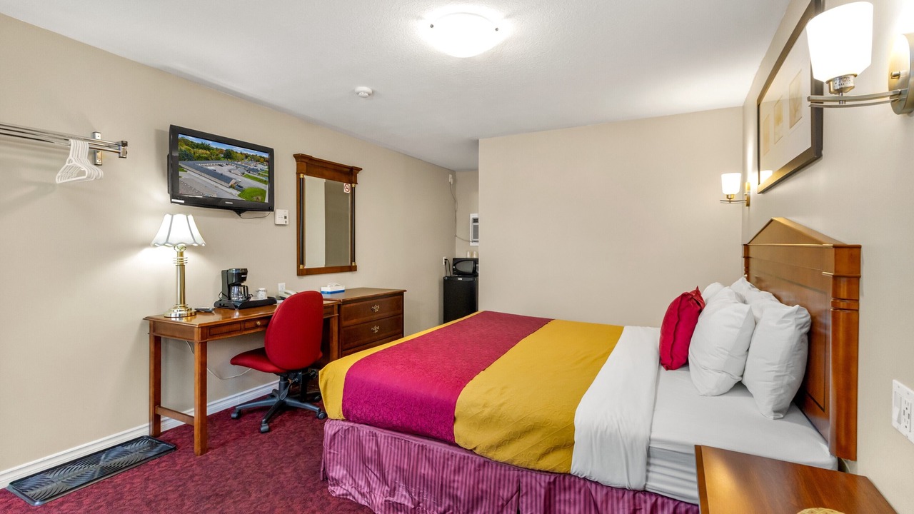 Photo of Bedroom in Owen Sound