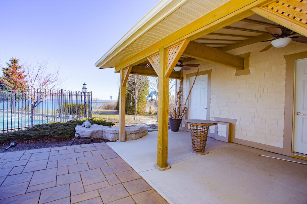 Photo of Patio Balcony in Stoney Creek