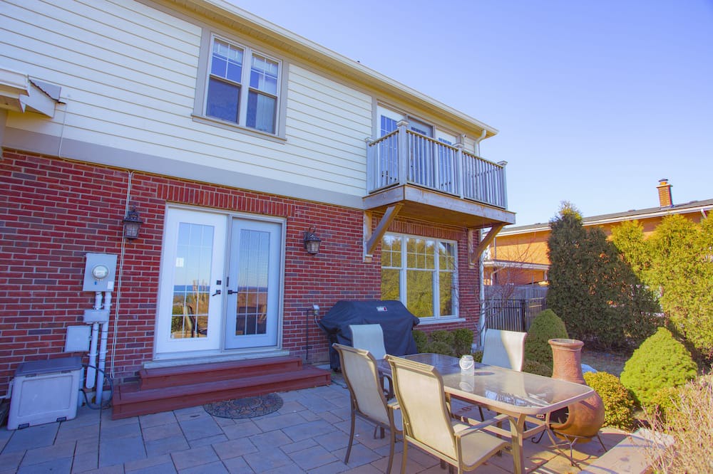 Photo of Patio Balcony in Stoney Creek