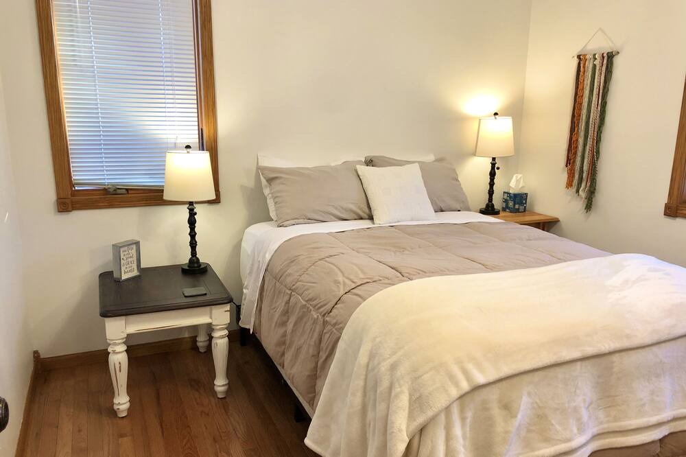Photo of Bedroom in Blaine