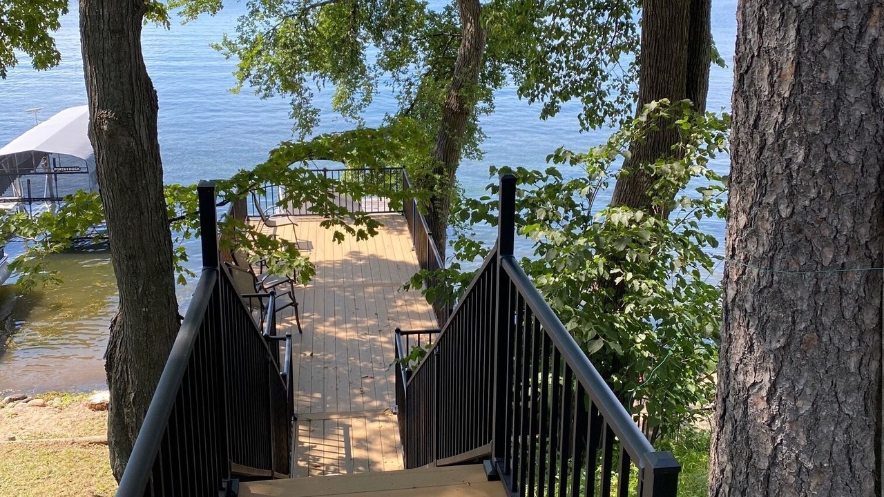 Photo of Outdoor in Maple Lake