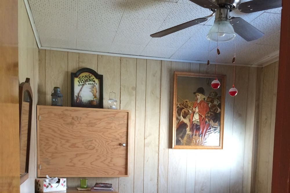 Photo of Bedroom in Manitoulin District