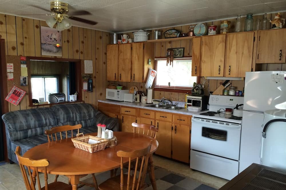 Photo of Kitchen in Manitoulin District