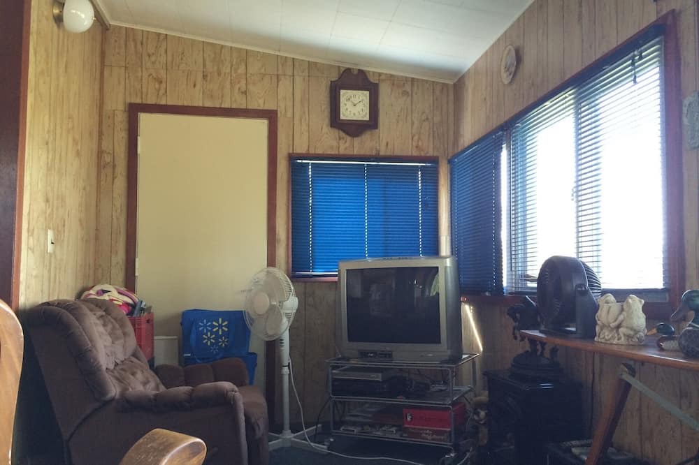 Photo of Livingroom in Manitoulin District