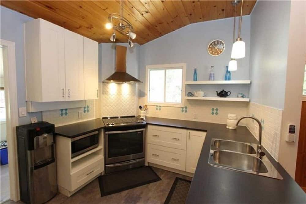 Photo of Kitchen in Havelock-Belmont-Methuen
