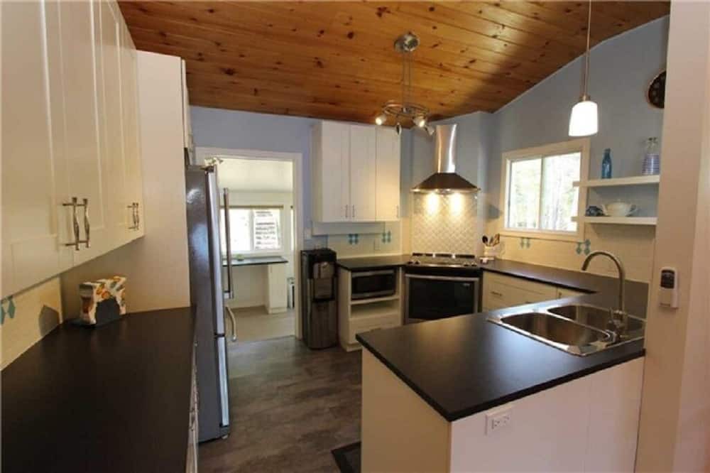 Photo of Kitchen in Havelock-Belmont-Methuen