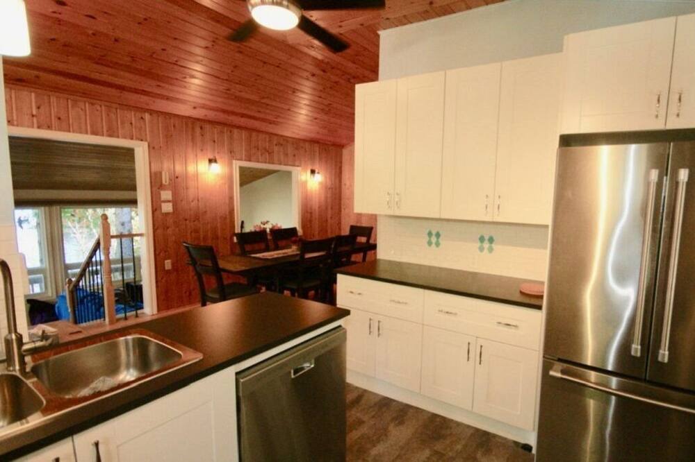 Photo of Kitchen in Havelock-Belmont-Methuen