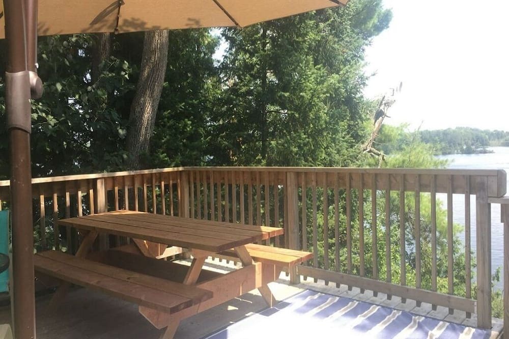 Photo of Patio Balcony in Havelock-Belmont-Methuen