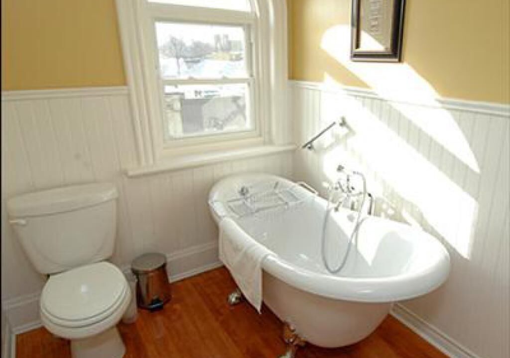 Photo of Bedroom in Strathroy