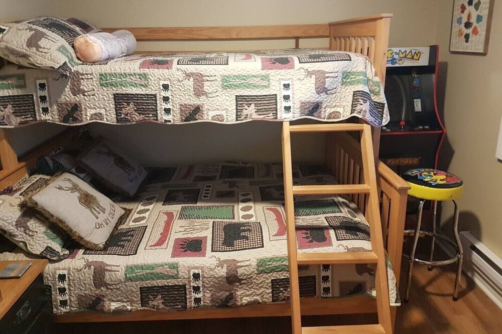 Photo of Bedroom in Arden