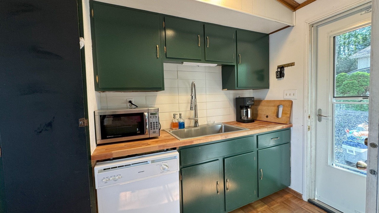 Photo of Kitchen in Sturgeon Lake