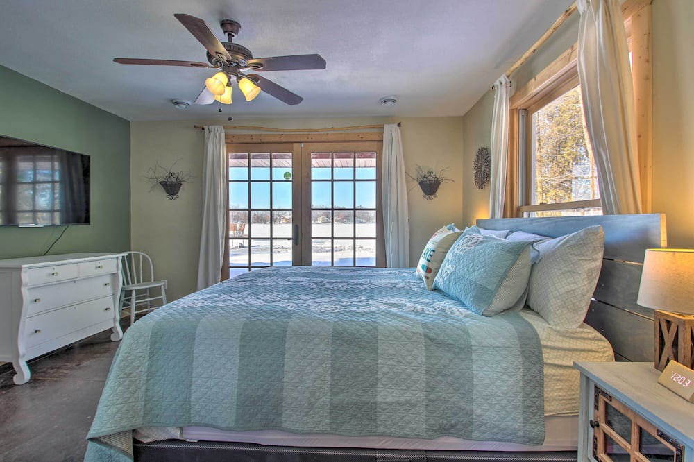 Photo of Bedroom in Hillman