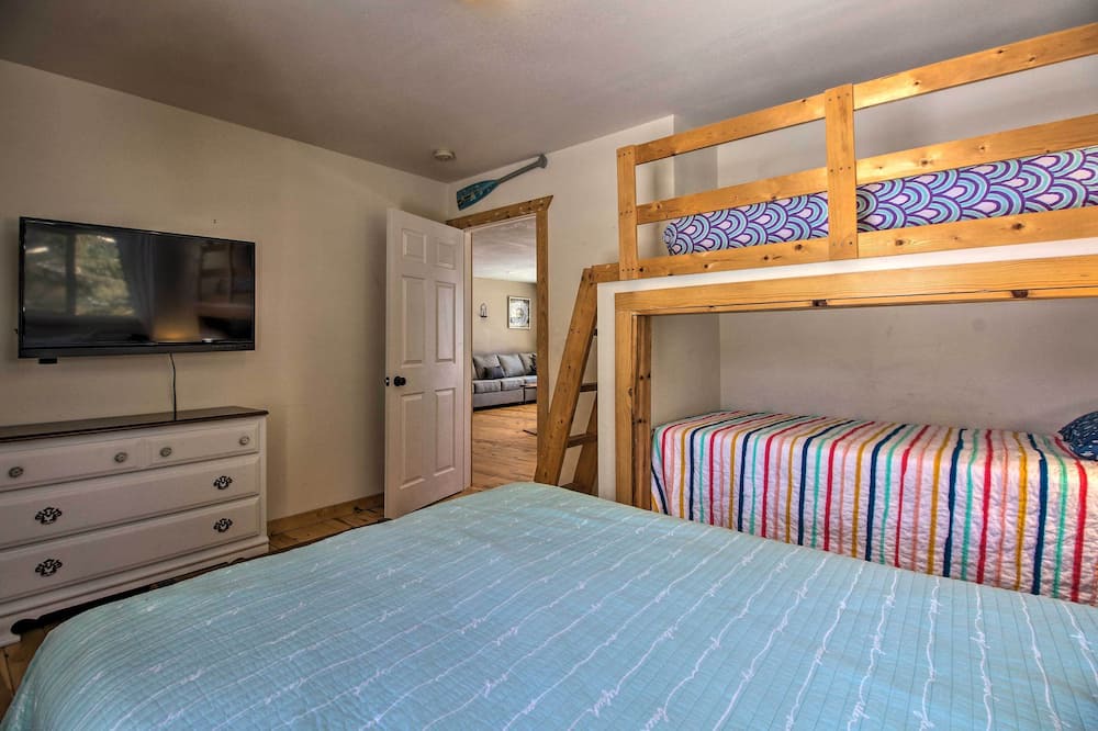 Photo of Bedroom in Hillman