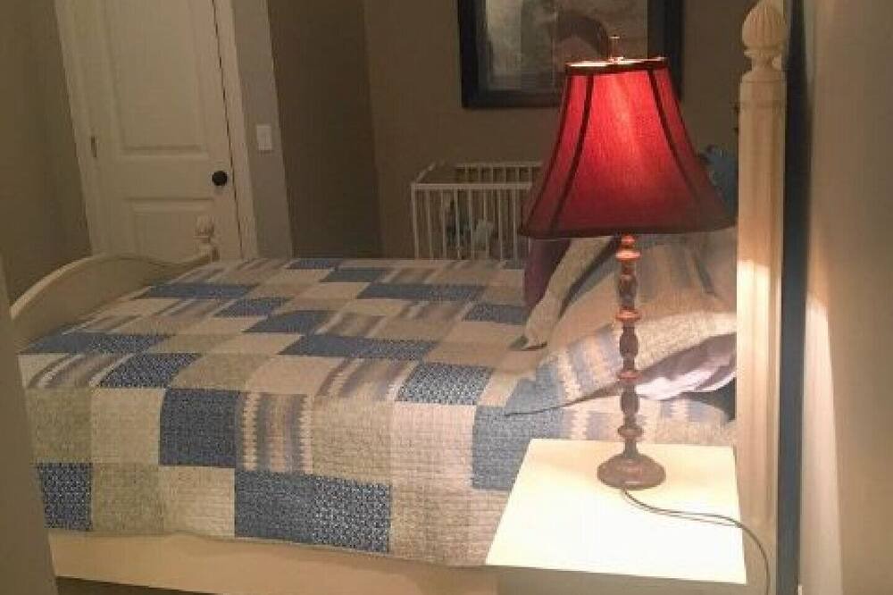 Photo of Bedroom in North Kawartha