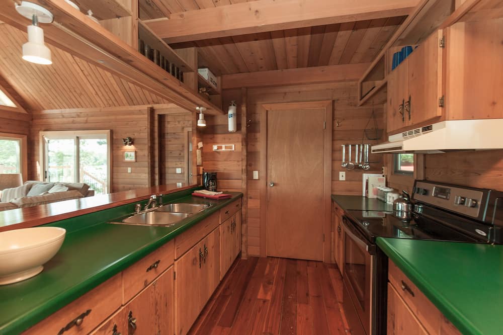 Photo of Kitchen in Pointe au Baril