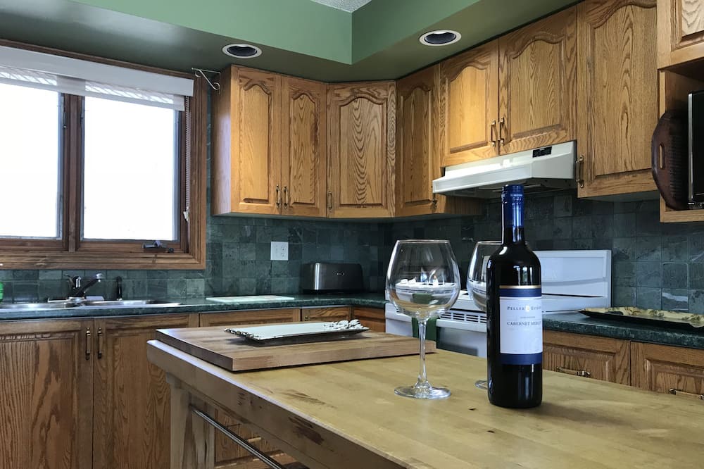 Photo of Kitchen in Rideau Lakes