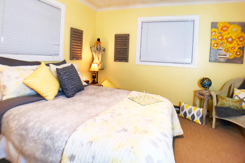Photo of Bedroom in Pointe aux Roches