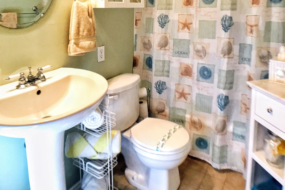 Photo of Bathroom in Pointe aux Roches