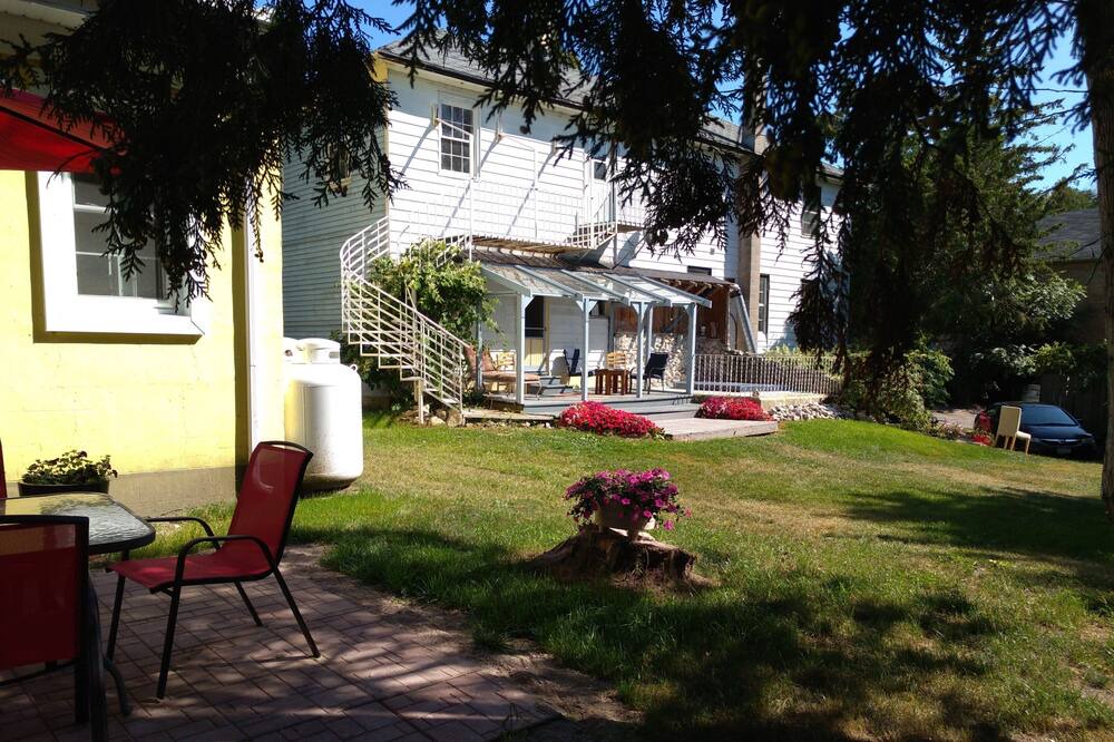 Photo of Others in Port Albert