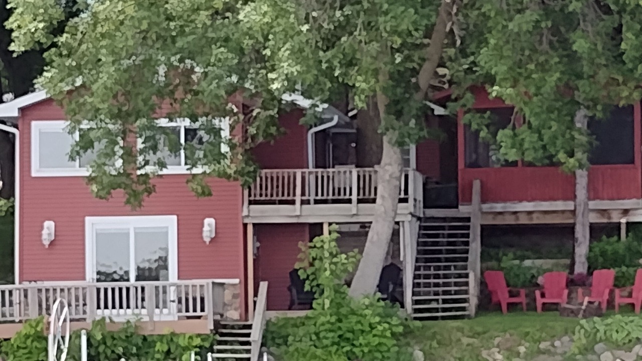 Photo of Outdoor in Maple Lake
