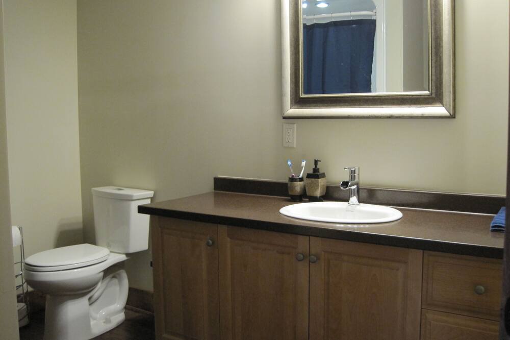 Photo of Bathroom in Perry