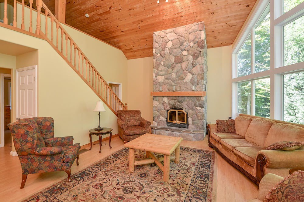 Photo of Livingroom in Arden