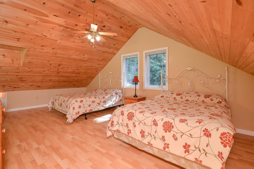 Photo of Bedroom in Arden