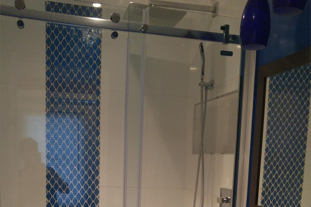 Photo of Bathroom in Mitchell's Bay