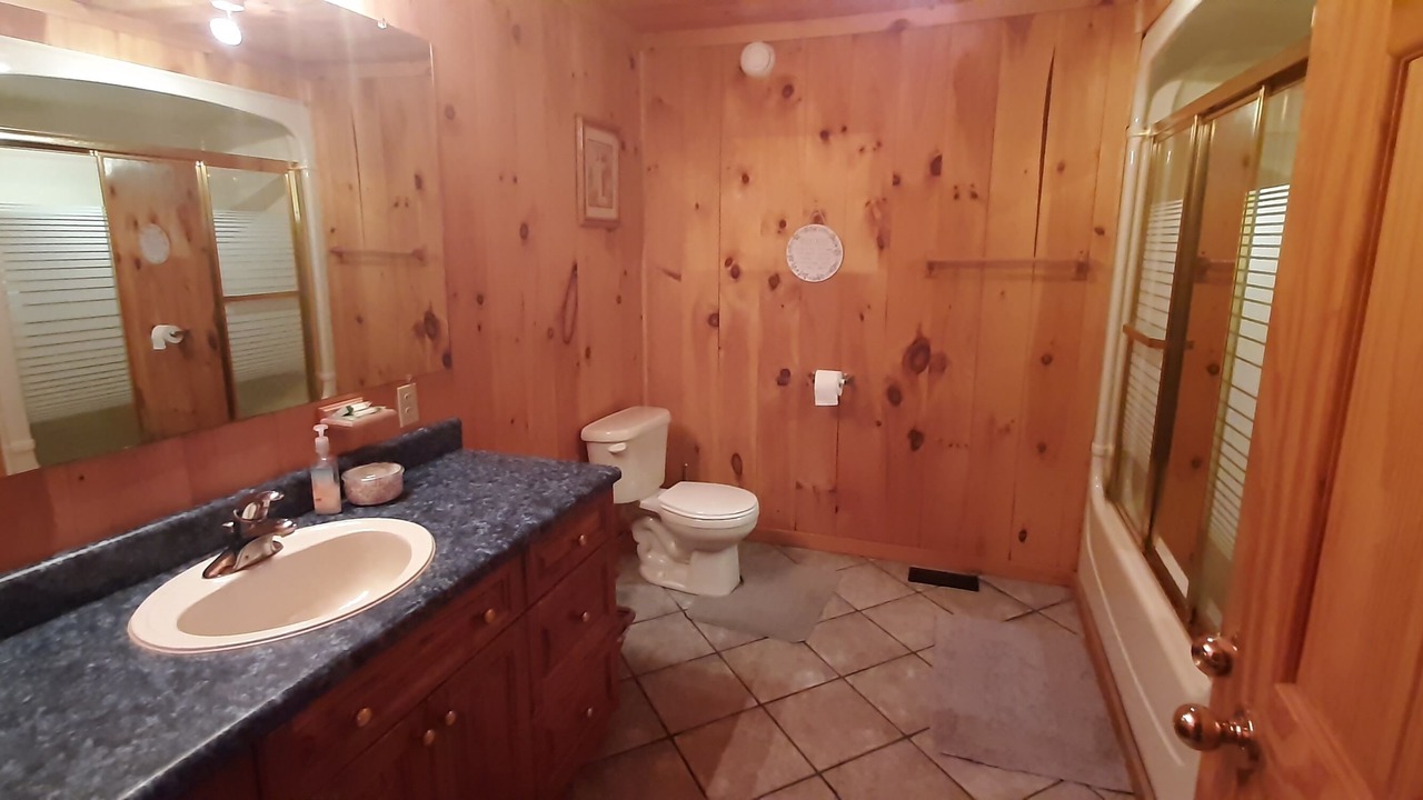 Photo of Bathroom in Front of Yonge